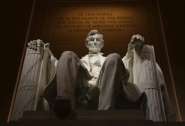 photograph of Abraham Lincoln Statue in Washington DC